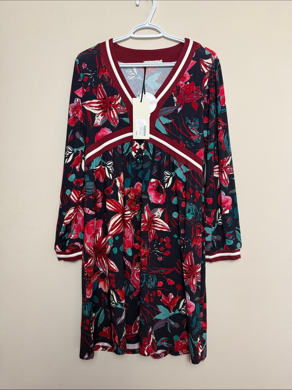 Maloka Floral V-Neck Dress in Burgundy, Teal, Red size 4 or XL